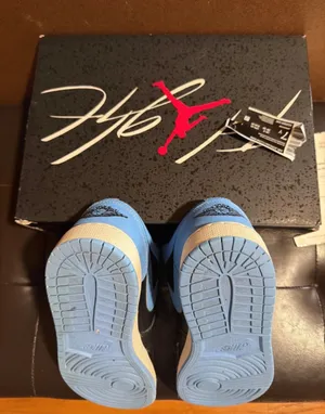 Air Jordan 1 low GS black/ university blue 7 Youth thumbnail 10