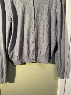 Cielo Women’s Size XL Cardigan Sweater Light Gray Button Crewneck Long Sleeve thumbnail 4