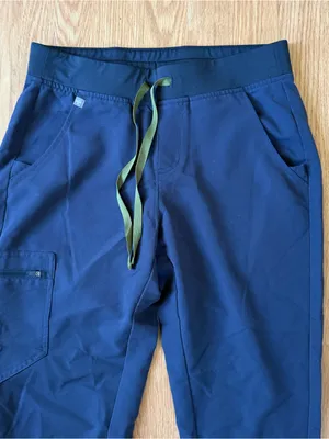 FIGS Limited Edition Women's Quiet Navy Zamora Jogger Scrub Pant thumbnail 6