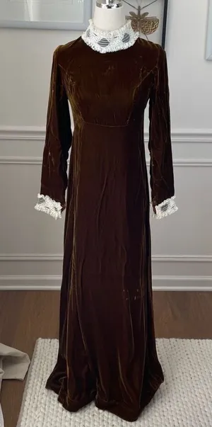 Vintage 70s Brown Velvet Maxi Dress Lace Collar Cuff XS thumbnail 1