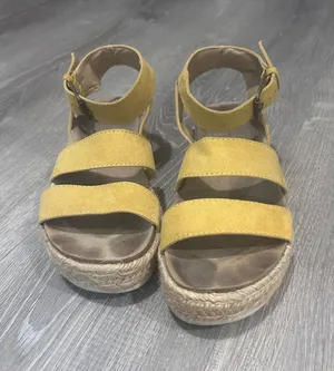 Universal Threads Espadrille Platform Sandals thumbnail 1