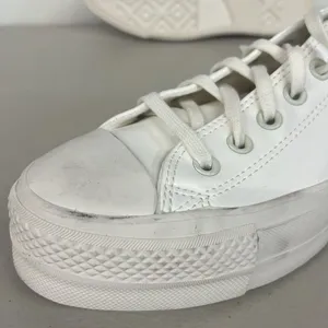 Converse sz8.5 all white CT ox lift platform sneaker 564429c solid shoe thumbnail 6