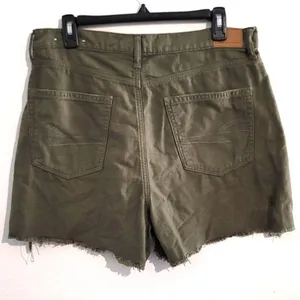 American Eagle Highest Rise Mom Shorts 12 Olive Green *NWOT FLAWED* thumbnail 4
