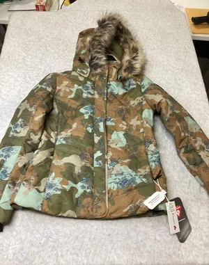 Obermeyer Tuscany II Jacket Vintage Camo Floral Ski Puffer Faux Fur Hood 11225 8 thumbnail 1