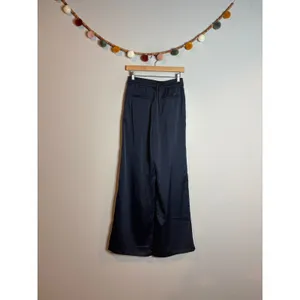 House of Harlow 1969 navy blue wide leg trouser pants thumbnail 2