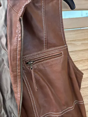 Coldwater Creek Ladies Brown Leather Utility Vest Medium thumbnail 4