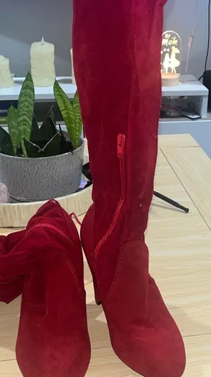 SHEIN Red Over the Knee Boots thumbnail 1