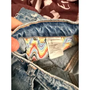 American Eagle Denim Shorts Womens 00‎ Blue Rainbow Embroidered Distressed thumbnail 5