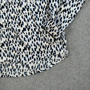 Nasty Gal Animal Print Button Down Shirt Women's Size 4 Collared Long Sleeve thumbnail 3