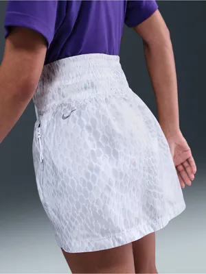 the Nike Kobe Woven Women's Skort in the White‎ Small thumbnail 2