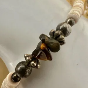 Puka shell tigers eye silver tone surfer bracelet thumbnail 6