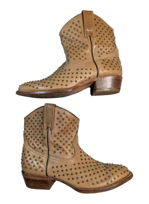 Matisse Faithful Camel Tan Leather Brass Studded Western Ankle Boots Sz 9 thumbnail 1