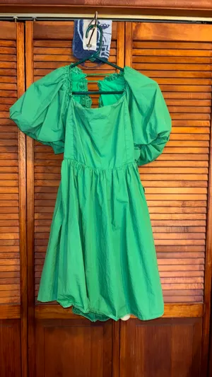 Green Dress Size L thumbnail 3
