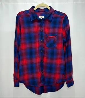 American Eagle Vintage Boyfriend Button Down Flannel Shirt thumbnail 1