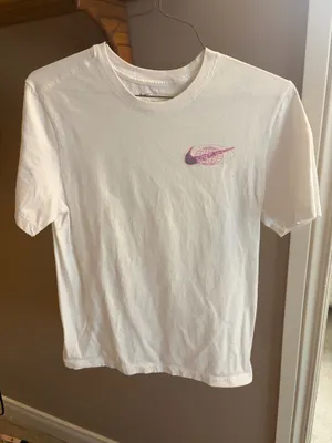 The Nike Tee Medium Women’s Vintage Logo thumbnail 1