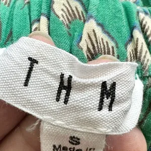 THML Verde S Mock Neck Embroidered floral Puff Sleeve Green blouse thumbnail 3