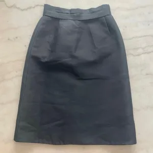 Marc Jacobs Black Skirt thumbnail 1