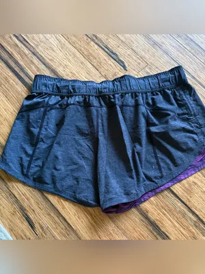 Lululemon Reversible Shorts Size 12 thumbnail 2
