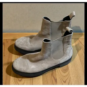Aerosoles Camila Chelsea Boots‎ Taupe 8 Women Suede Lug Sole Ankle Gorpcore thumbnail 2