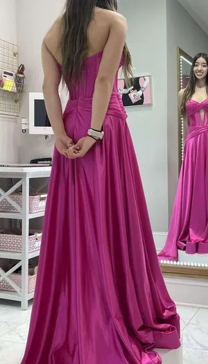 Prom Dress thumbnail 1