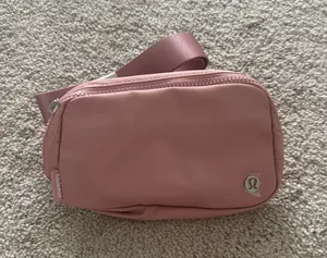Lululemon Belt Bag thumbnail 1