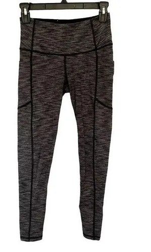 Victoria's Secret VICTORIA SPORT Knockout Capri Womens Leggings Size XS Heather Gray Seaming thumbnail 1