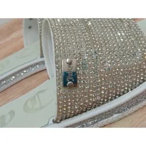 Juicy Couture Women Shoes Sandals Yippy Silver Rhinestones Slide Size 6 thumbnail 6