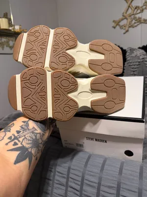 Steve madden NEW Sebi sneakers size 8 thumbnail 5