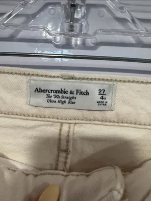 Abercrombie and Fitch 90s high rise Cream Straight-Leg Jeans thumbnail 3