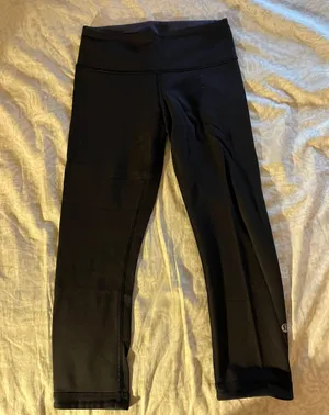 Cropped Reversible Leggings thumbnail 1