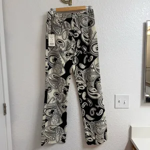 Vintage Etcetera “Karma” Paisley Flare Pants – NWT Size 6 thumbnail 2