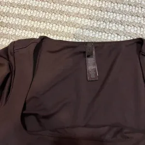 Skims Smooth Layers Square Neck Top in Espresso thumbnail 5