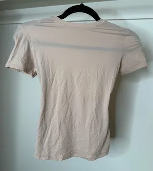 SKIMS Women’s Light Beige Short Sleeve Tee thumbnail 1