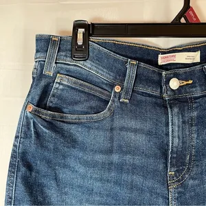 Levi’s Signature Heritage Boyfriend Jeans Womens Size 10 Medium‎ Wash High Rise thumbnail 8