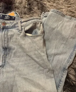 hollister dad jeans thumbnail 1