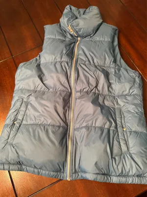 Old Navy Vest Puffer thumbnail 1