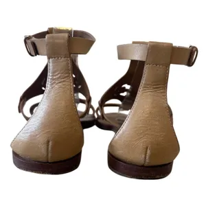 Tory Burch Zoey Leather Sandals‎ Tan Cutout Logo Flat Size 8 thumbnail 4
