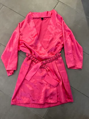 Boutique Pink Silk Robe thumbnail 1
