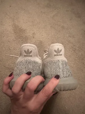 Adidas Shoes thumbnail 3