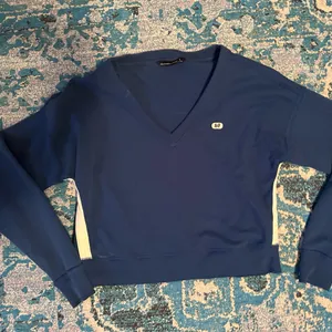 Abercrombie Sweater thumbnail 2