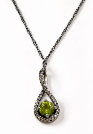 Birthstone necklace Green thumbnail 1
