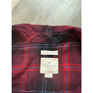 American Eagle Boyfriend Fit Plaid Flannel Red Blue Large Relaxed thumbnail 4