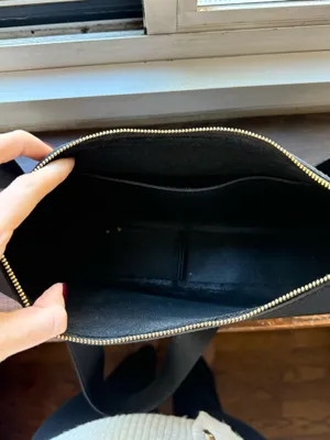 Madewell Essential Sling Crossbody Bag thumbnail 2