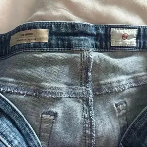 Adriano Goldschmied The Middi Mid Rise Legging Size 31 R. Medium Wash. thumbnail 6