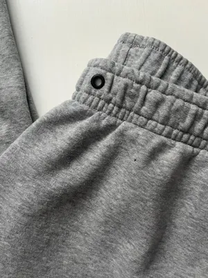 nike sweatpants  thumbnail 2