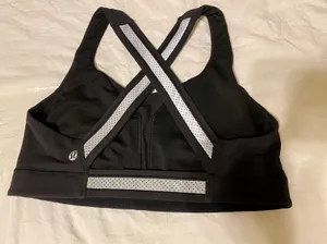 Lululemon Sportsbra thumbnail 3
