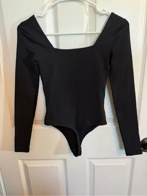Aritzia Contour Cheeky Black Long Sleeve Square Neck Bodysuit XS thumbnail 6
