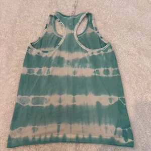 Lululemon Womens Swiftly Tech Racerback Tank Top Tie Dye 10 Yoga Pilates Running thumbnail 2