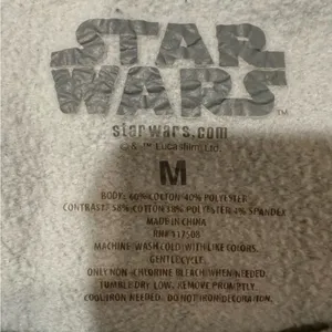 Star Wars Mandalorian The Child Baby Yoda Crop Green Sweatshirt Womens Medium thumbnail 4