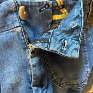 Anthropologie Maeve the Colette Medium Wash Wide Leg Cropped Jeans - size 26 thumbnail 4
